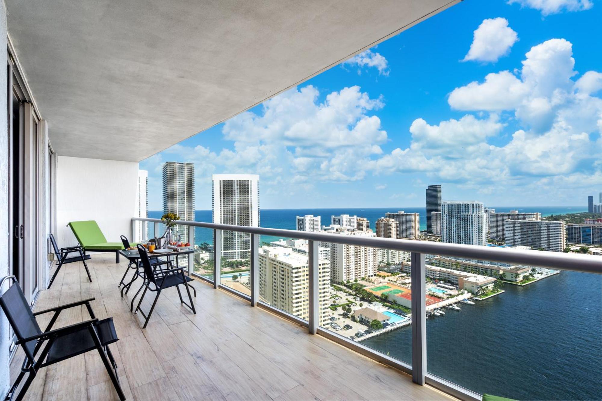 Ocean Views - Pool & Gym - Pet Friendly - Close To Beach Hallandale Beach Buitenkant foto